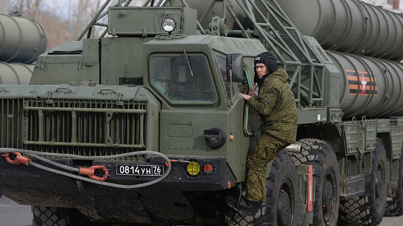 В Хабаровском крае расчёты С-300 выполнили учебные пуски по целям в стратосфере