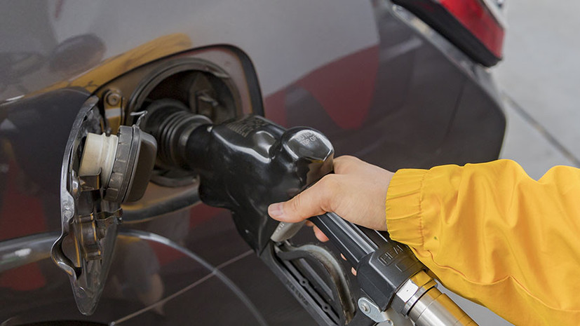 Правительство исключило рост цен на бензин до 100 рублей