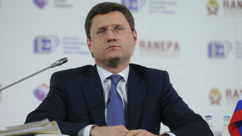 Совет Федерации пригласит Новака для обсуждения темы роста цен на бензин
