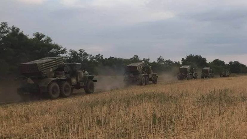 Украинские военные провели учения возле границы с Крымом