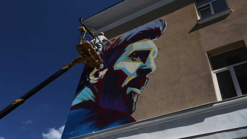 В Казани появились граффити с изображением Месси