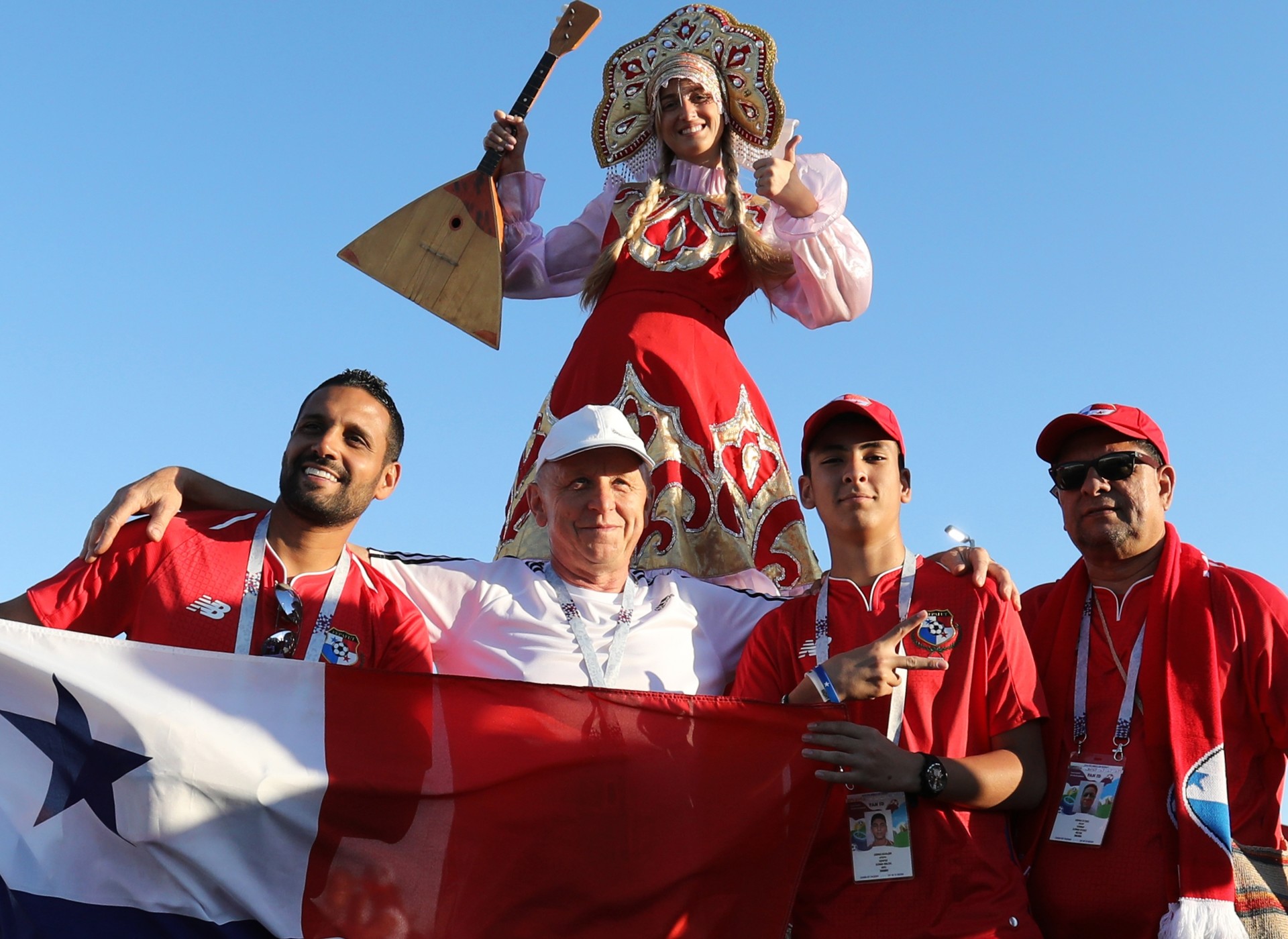 Путин в Парке футбола, Хиддинк в Новогорске и покидающая