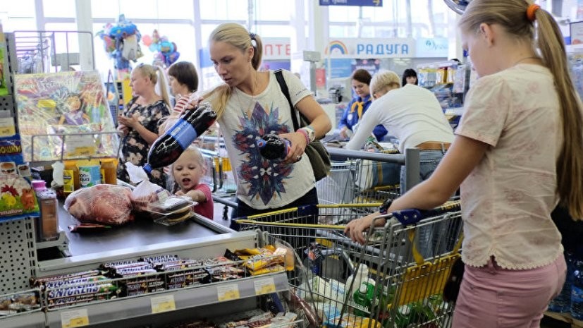 СМИ: Минтруд предложил пересмотреть набор продуктов в потребительской корзине