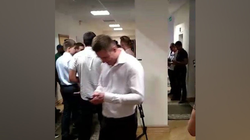 В Киеве неизвестные заблокировали работу «Укравтодора»