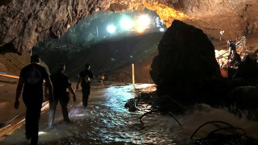 Началась третья фаза эвакуации детей из пещеры в Таиланде