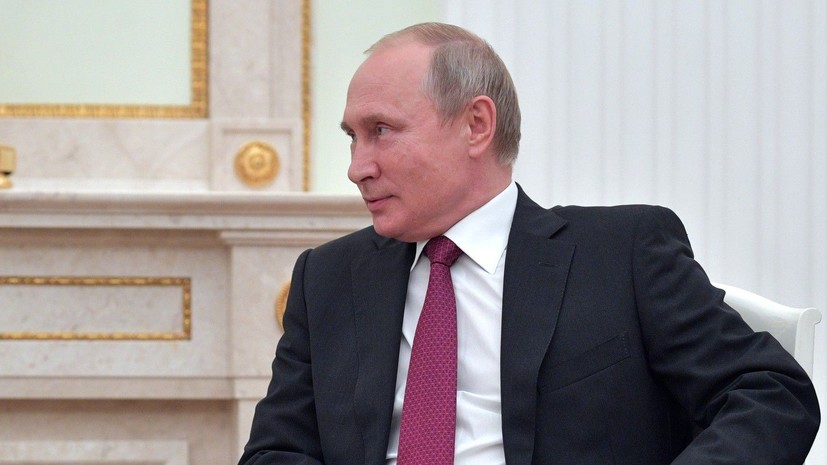 Путин поздравил металлургов с профессиональным праздником