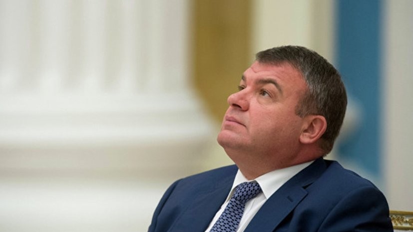 Сердюков прокомментировал сообщения о свадьбе с Васильевой