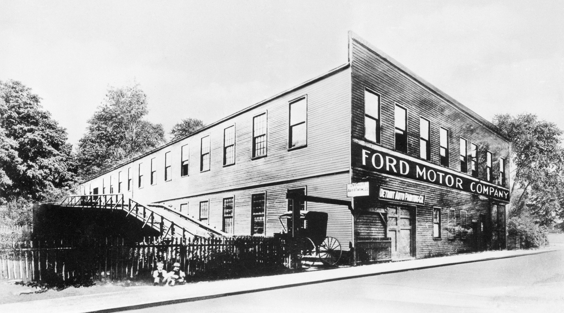 Фирма начат. Форд мотор Компани Генри Форд. Генри Форд завод 1903. Ford Motor Company 1903. Ford Motor Company здание 1903 года.