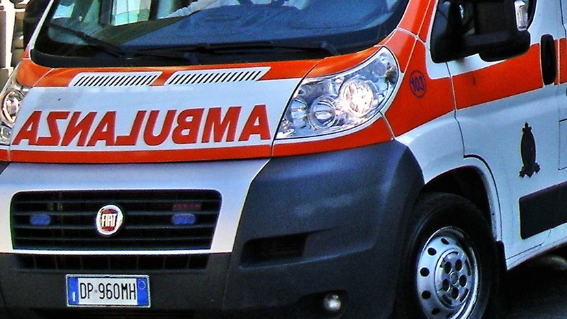 Не менее 20 человек пострадали в результате взрыва на трассе около аэропорта Болоньи