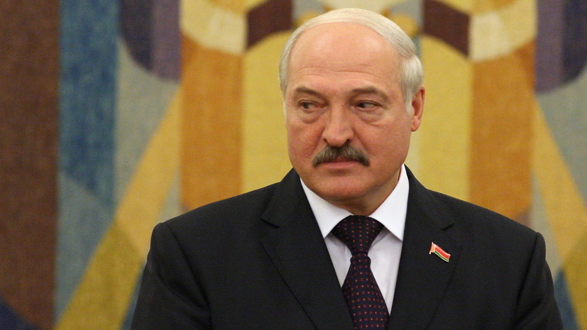 Лукашенко поручил отправить в отставку двух министров