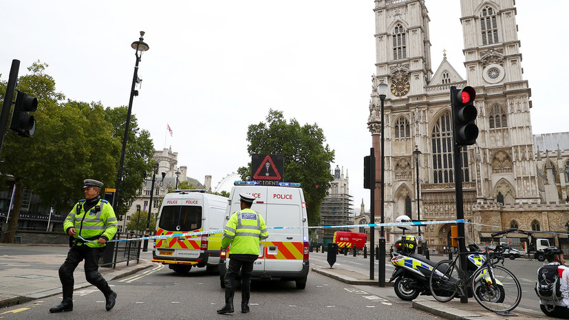 «Подозреваемый не идёт на сотрудничество»: что известно о наезде на пешеходов около здания парламента в Лондоне