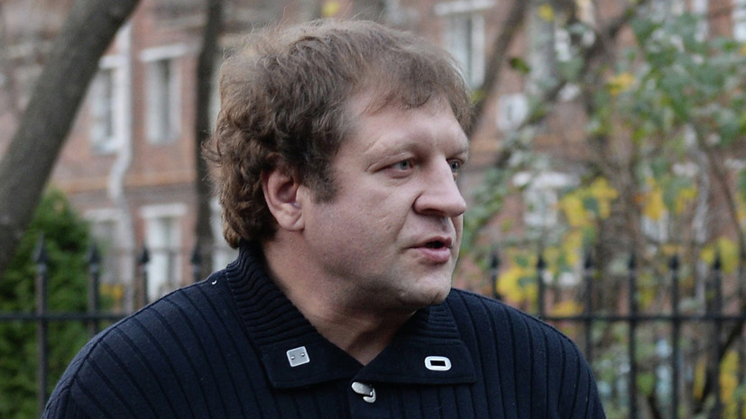 Александр Емельяненко попал в больницу после боя с Джонсоном