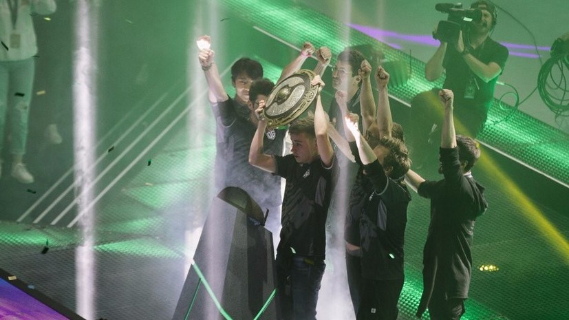 Команда по Dota 2 OG cтала победителем киберспортивного турнира The International