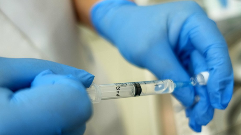 На Украине запретили продажу французской вакцины с маркировкой на русском языке