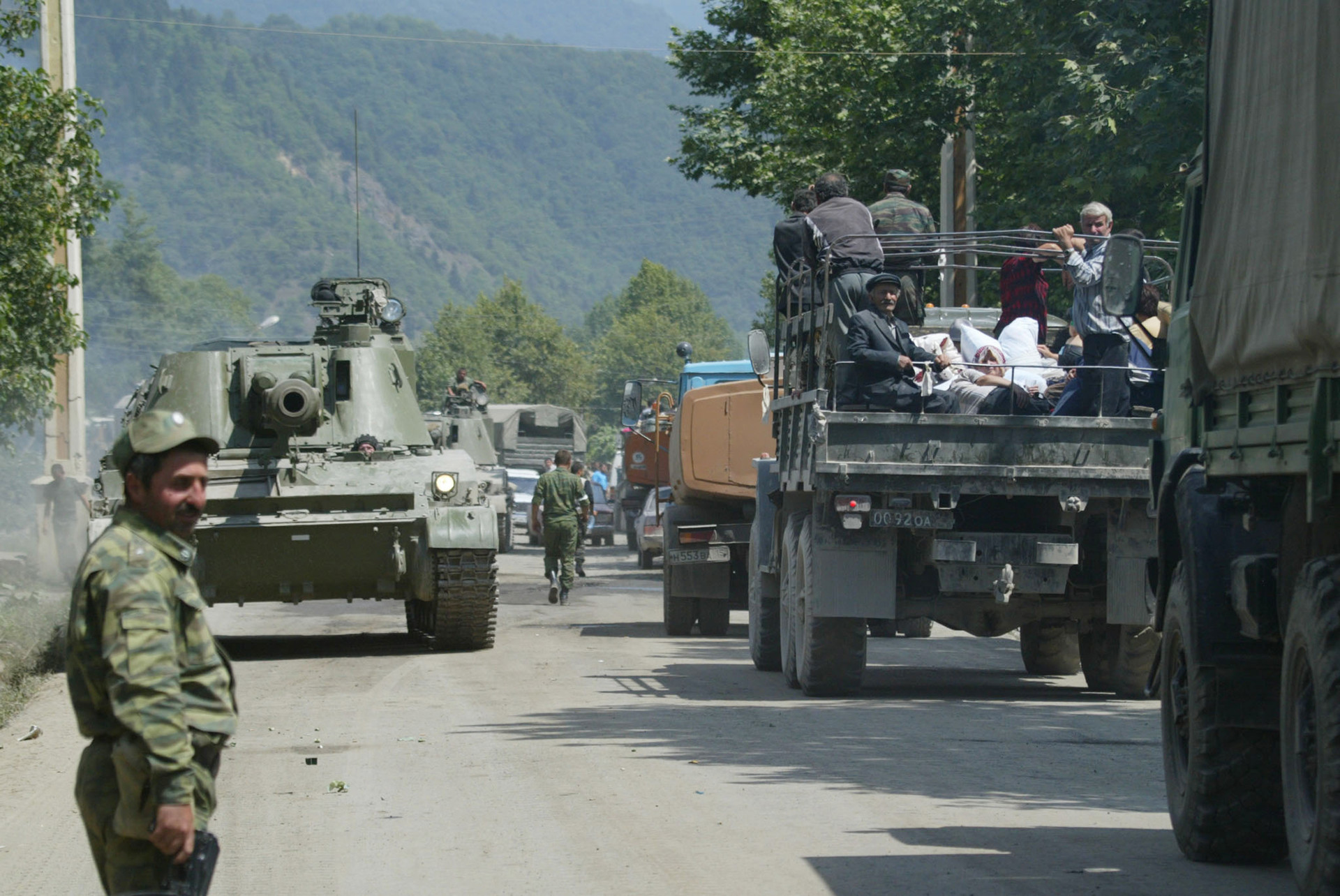 Южная осетия в 2008 году. Грузино-южноосетинский конфликт 2008. 8.08.2008 Южная Осетия. Цхинвал 2008 Грузинская армия. Цхинвал август 2008.