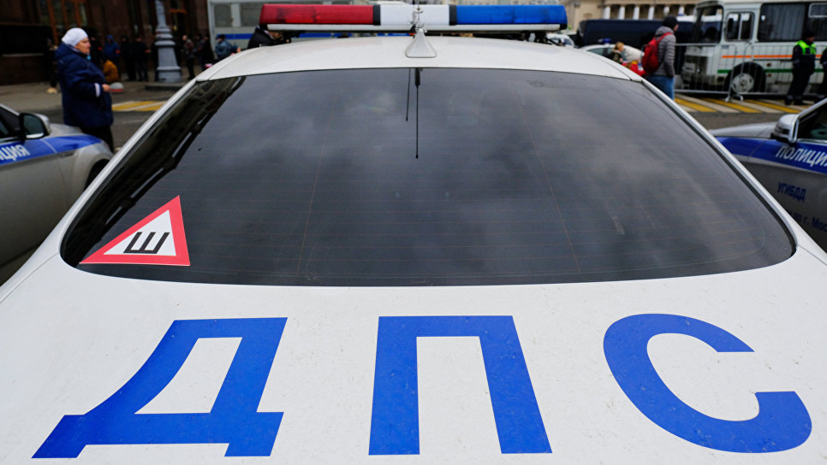 Сотрудникам ГИБДД запретили снимать номера с машин