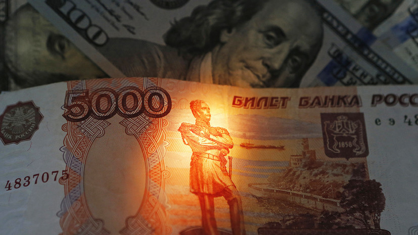 В обход доллара: правительство России будет стимулировать экспортёров торговать за рубли