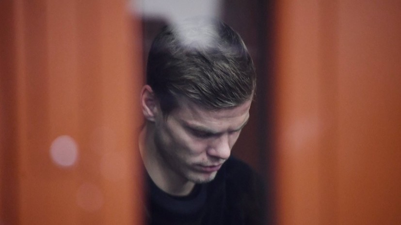 Источник сообщил, что Кокорин и Мамаев будут содержаться в разных камерах изолятора