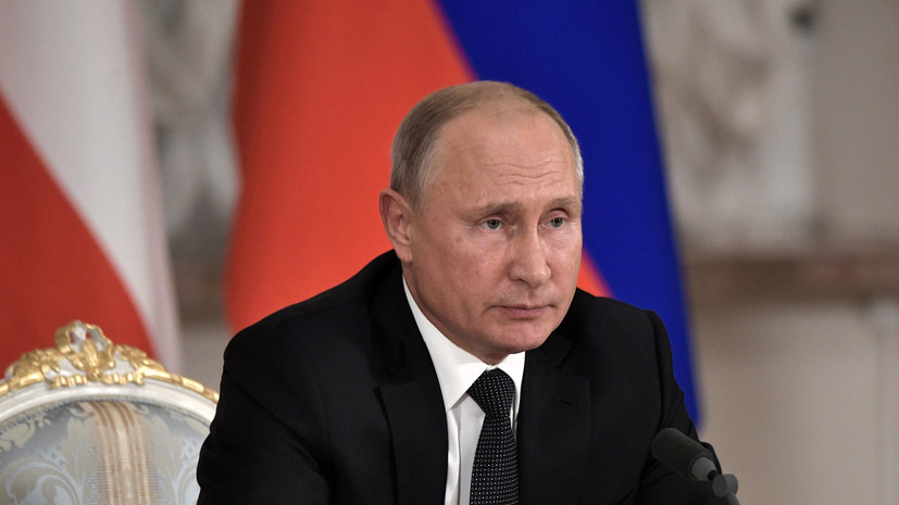 Путин выразил соболезнования в связи со смертью Кривошеева