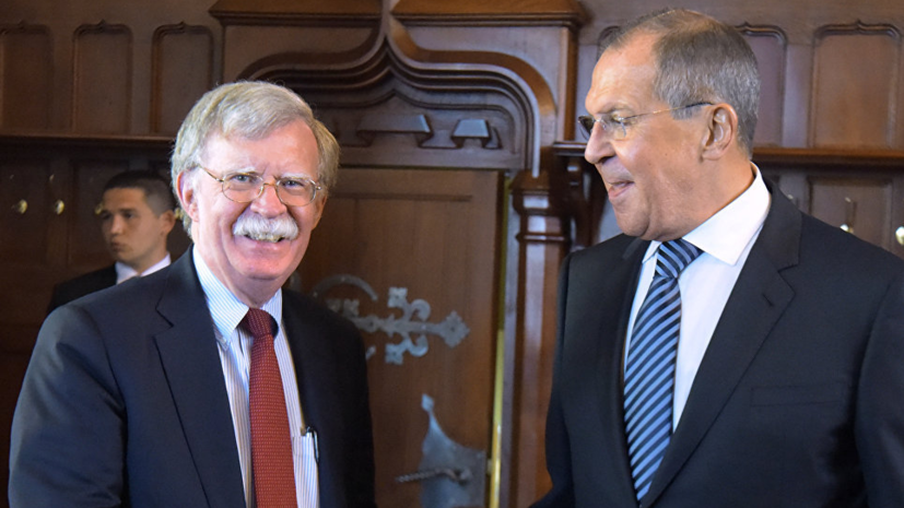 В МИД сообщили о проходящей в Москве встрече Лаврова и Болтона