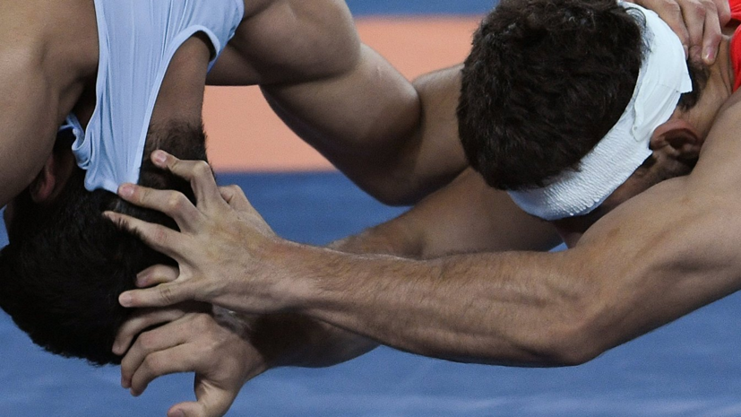Россиянин Газимагомедов стал чемпионом мира по вольной борьбе в весе до 70 кг