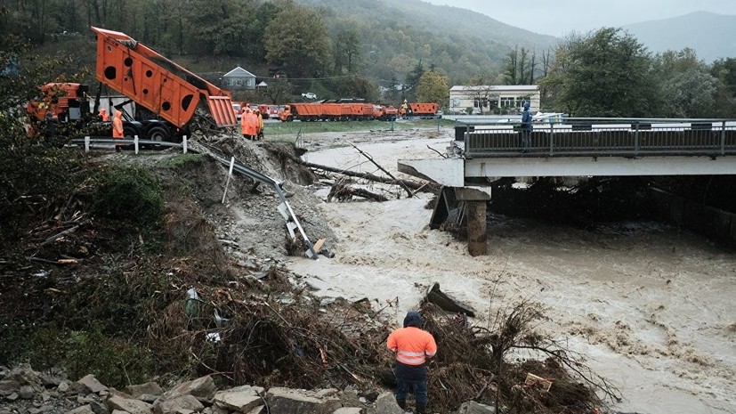 В больницах Кубани после наводнения остаются девять человек