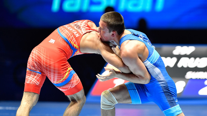 Россиянин Сурков выиграл чемпионат мира по греко-римской борьбе в весе до 67 кг