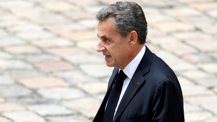 Саркози назвал контрпродуктивными санкции против России