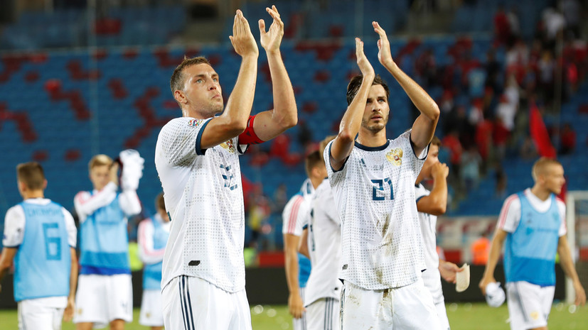 Объявлен расширенный состав сборной России по футболу на матчи с Германией и Швецией