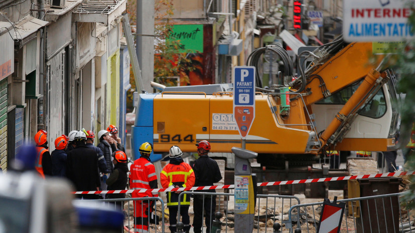 При частичном обрушении балкона в Марселе пострадали три человека