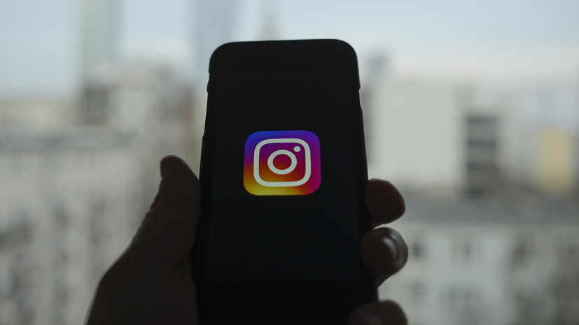В Госдуме призвали запретить пользоваться Instagram больше часа в день