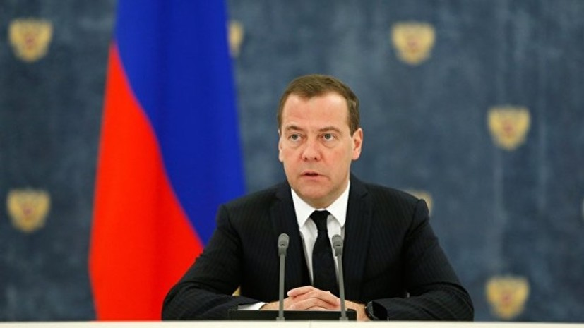 Медведев освободил Ентальцеву от должности главы протокола премьера России