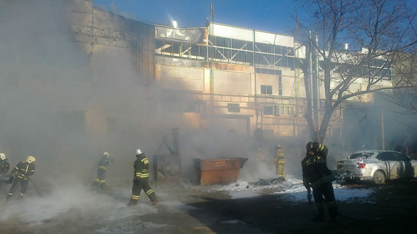 Площадь пожара на заводе в Рязани возросла до 1500 квадратных метров