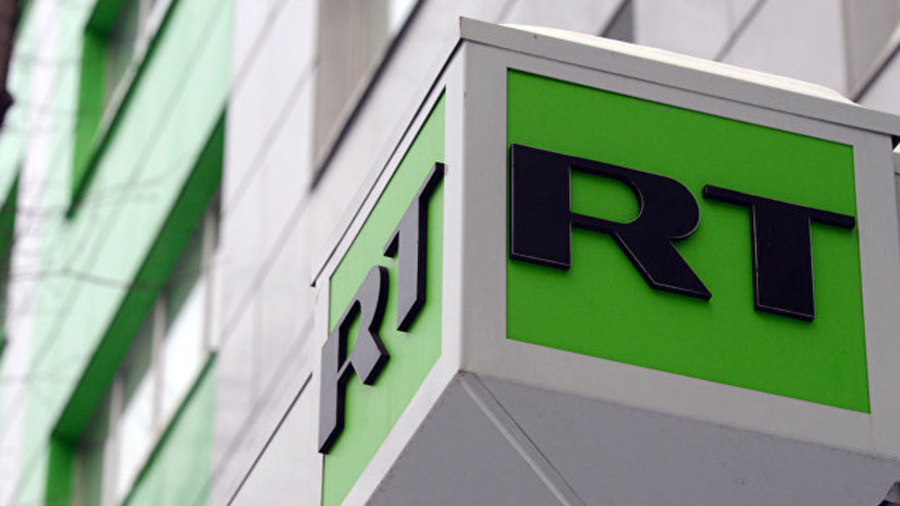 Журналистам RT вернули изъятые в Нигерии паспорта