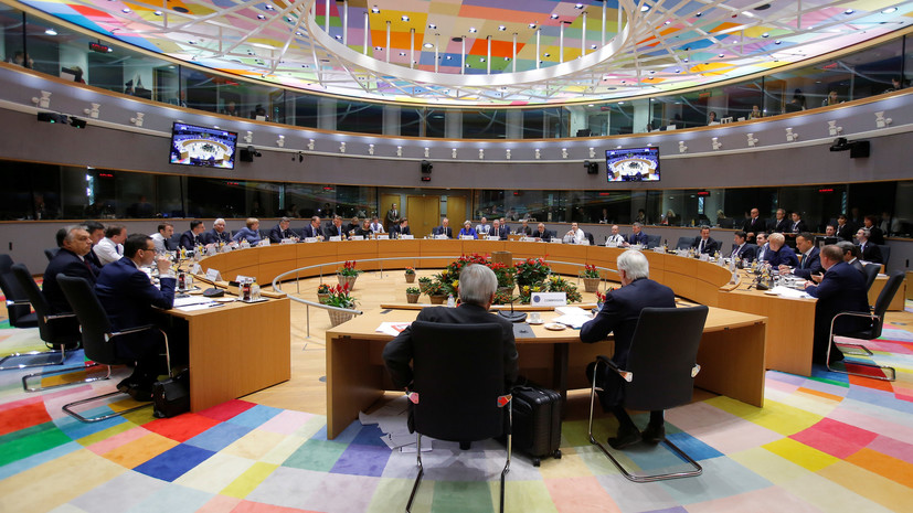 Эксперт: достижение соглашения лидеров ЕС о брексите — не финальная точка в этом процессе