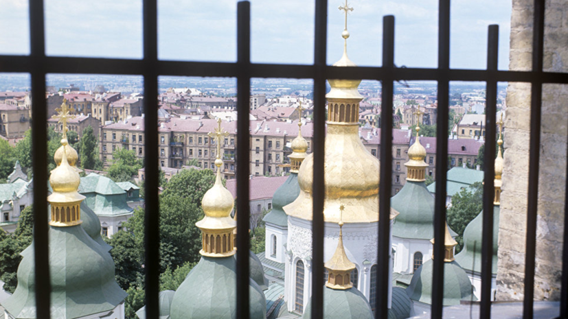 Наместник Киево-Печерской лавры заявил о давлении властей Украины