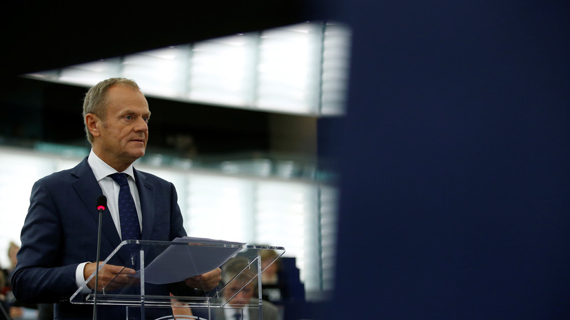 Политолог оценил уверенность Туска в продлении ЕС санкций против России