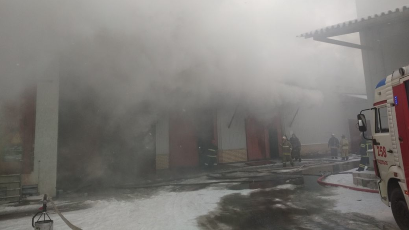 Пожар на складе на территории завода «Зингер» в Подольске локализован