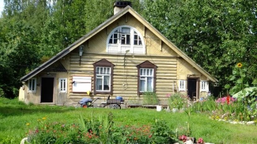 Усадьбу Беллей в Петергофе признали объектом культурного наследия