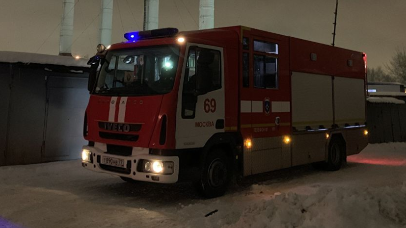 Источник: здание загорелось в центре Москвы