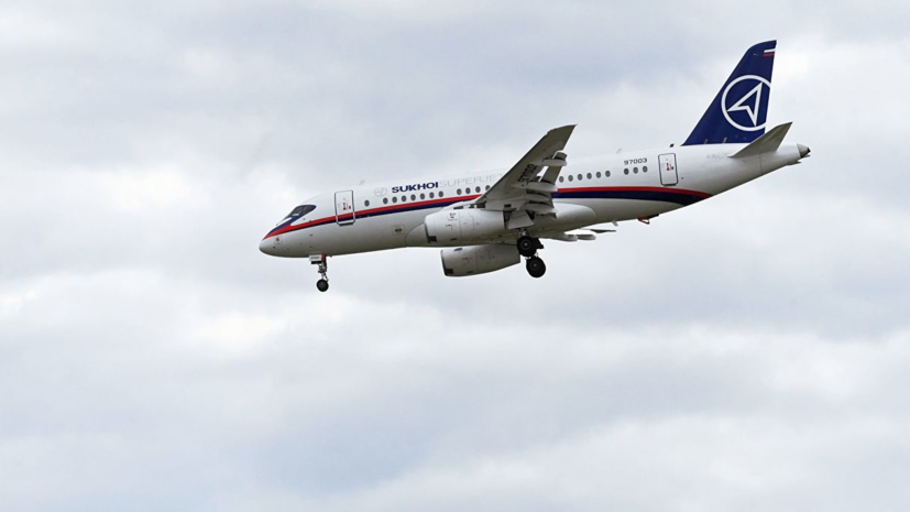 СМИ: США заблокировали поставки Superjet 100 в Иран