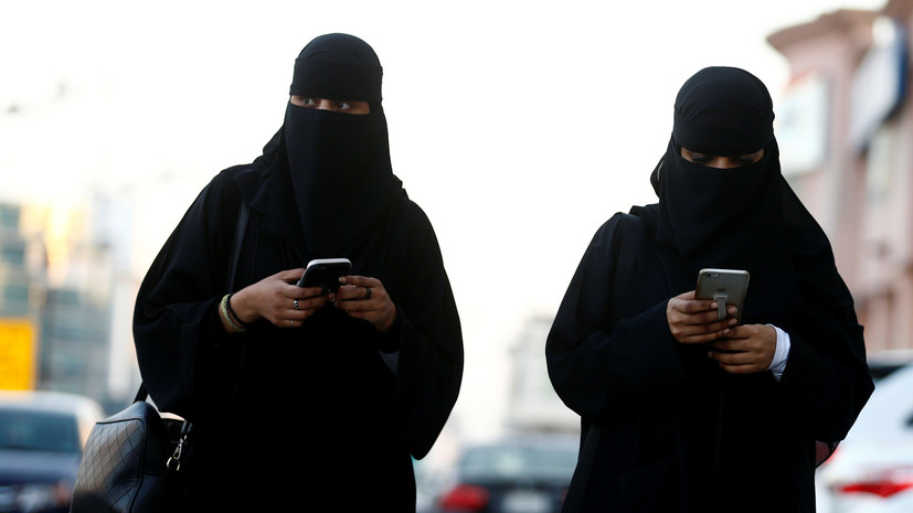 Женщин в Саудовской Аравии будут оповещать о разводе с помощью смс