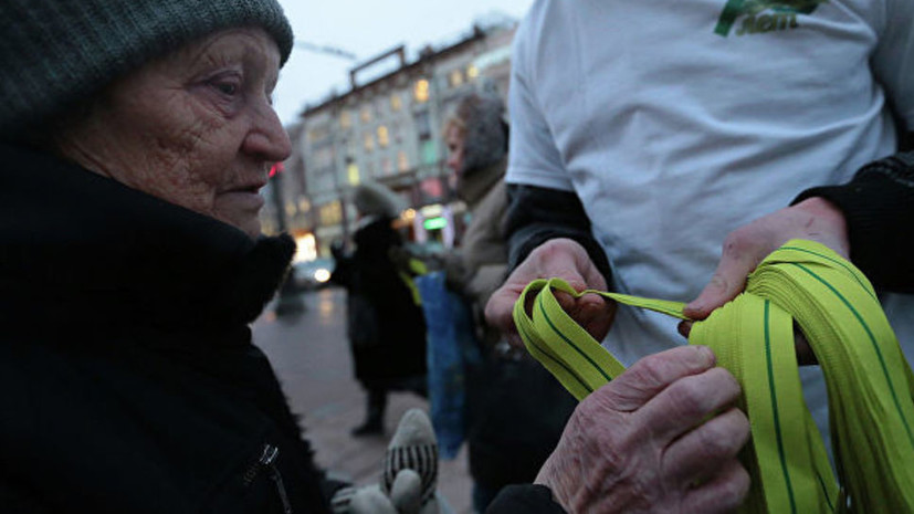 В Петербурге началась акция «Ленточка ленинградской победы»