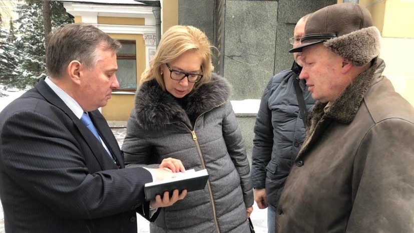 Украинский омбудсмен прибыла в Лефортовский суд Москвы