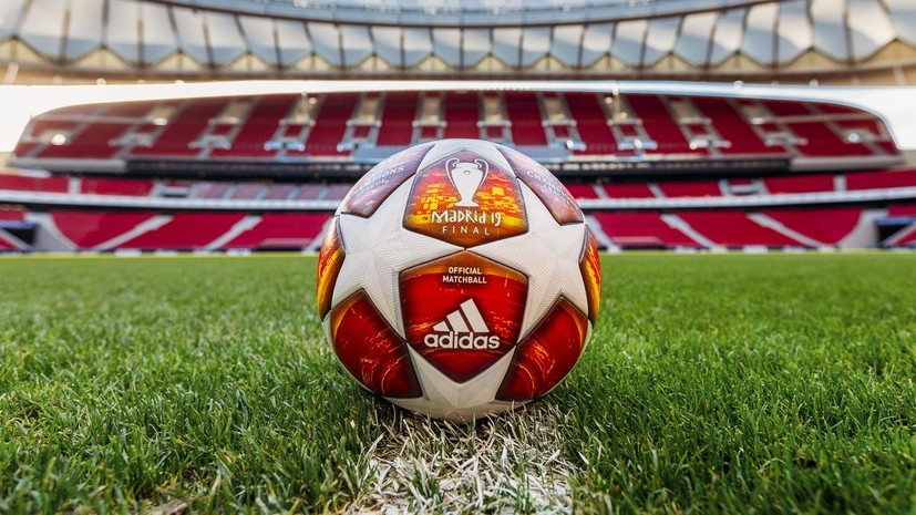 УЕФА представил официальный мяч плей-офф Лиги чемпионов