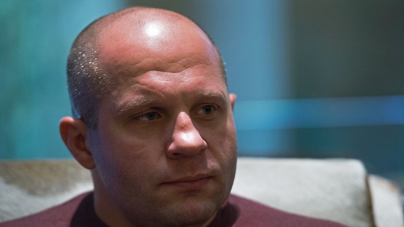 Запашный заявил, что в раздевалке Емельяненко стоит абсолютная тишина после боя с Бейдером