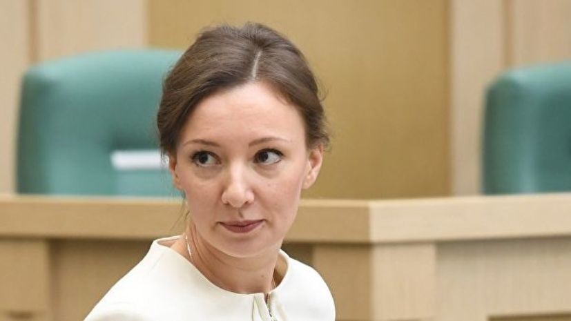 Кузнецова прокомментировала сообщения об издевательствах воспитательницы над детьми в Омске