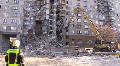 Разбор завалов продолжится ночью: число жертв трагедии в Магнитогорске превысило 30 человек