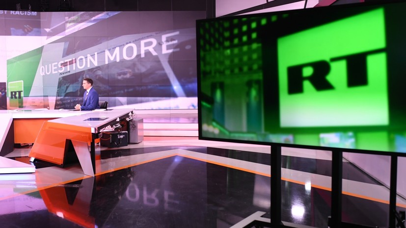 В Кремле прокомментировали действия против RT и Sputnik в Британии