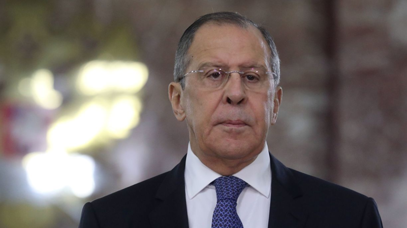 Лавров начал встречу с главой МИД Нидерландов под «присмотром» Мааса